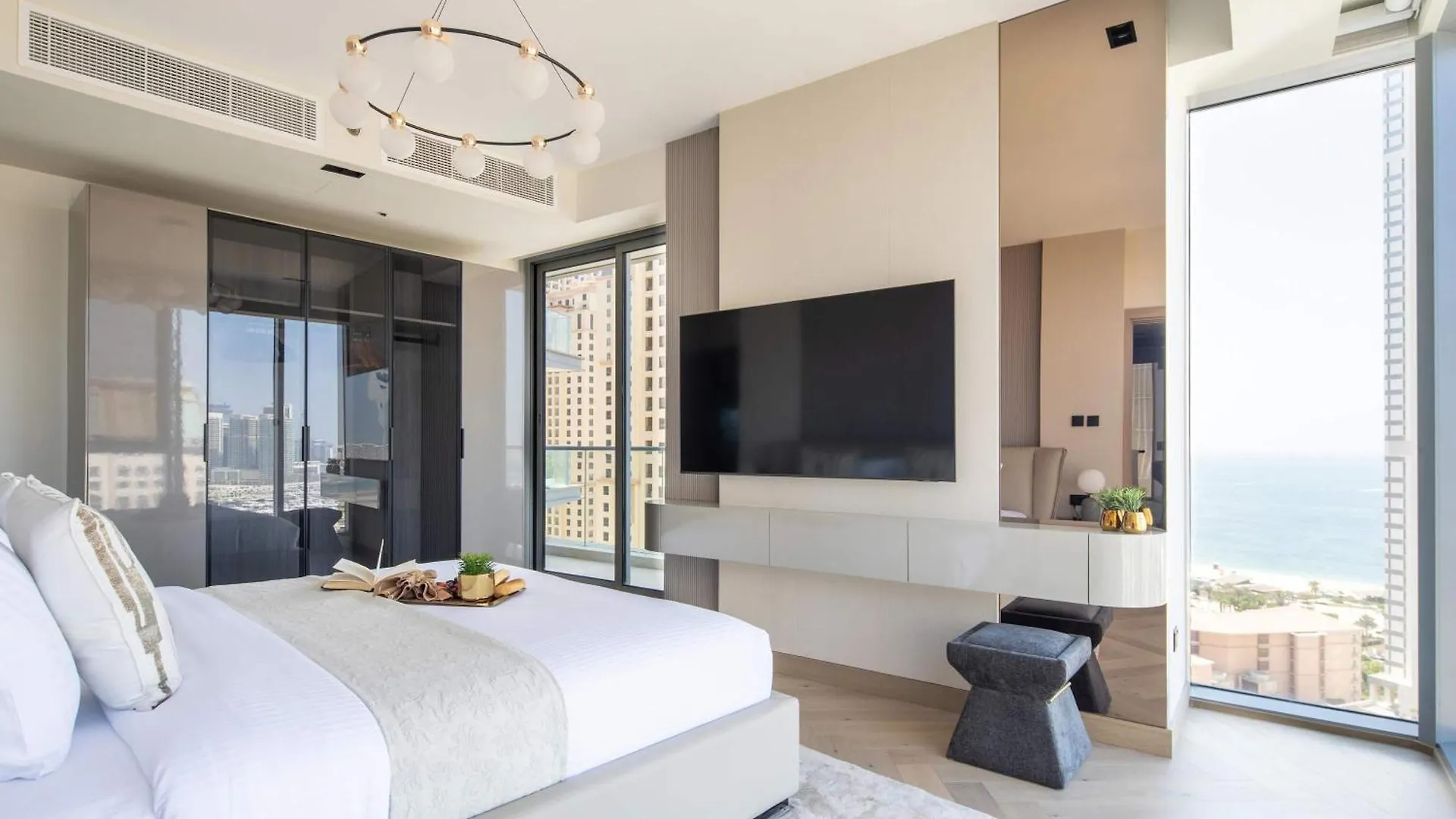 Frank Porter - Trident Grand Dubai Apartment