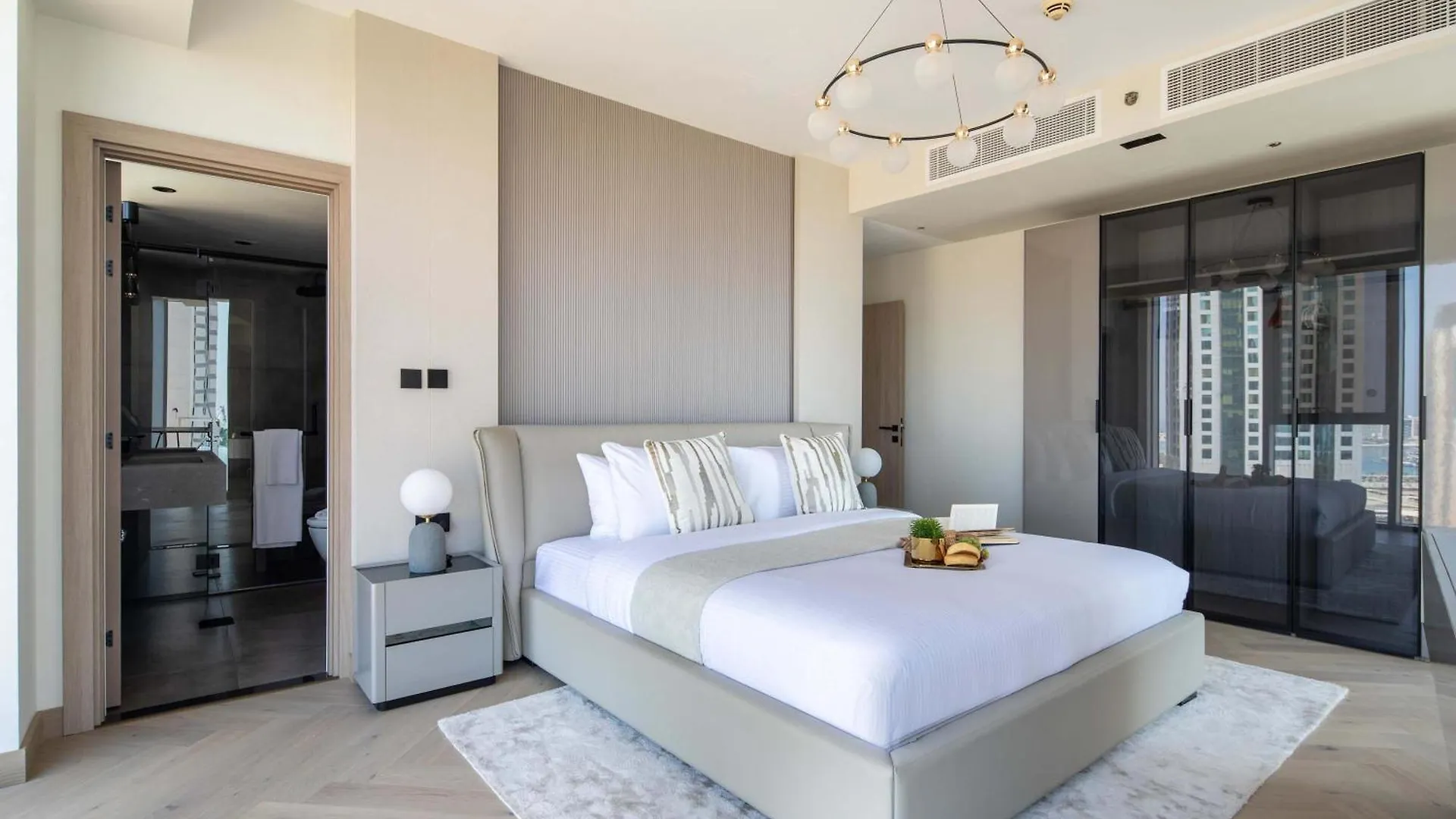 Frank Porter - Trident Grand Dubai United Arab Emirates