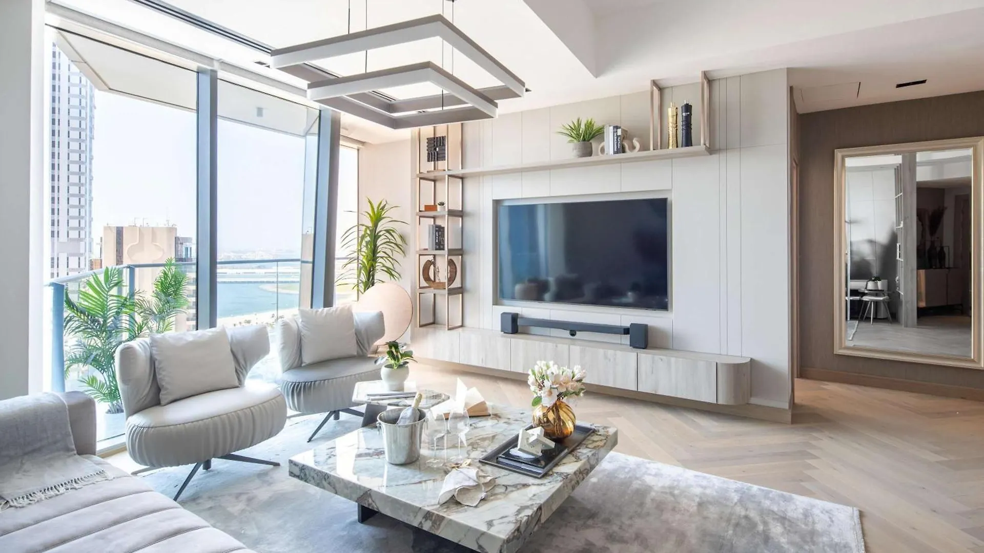 Frank Porter - Trident Grand Dubai Apartment
